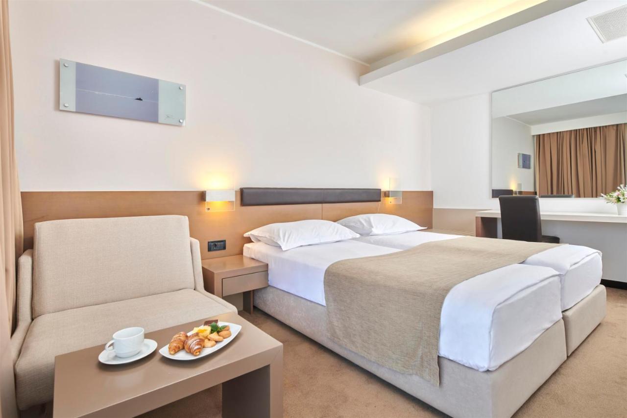 Hotel Molindrio Plava Laguna 포레치 외부 사진